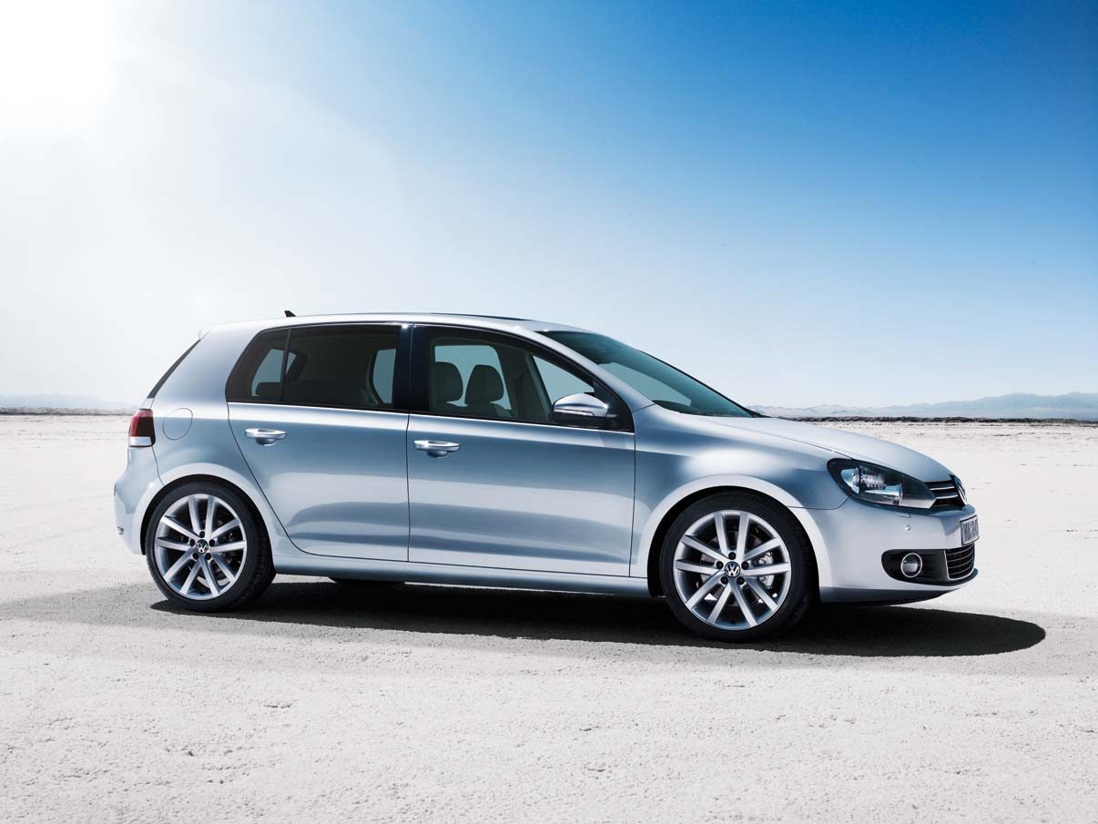 2010_volkswagen_golf_base-pic-45876.jpeg