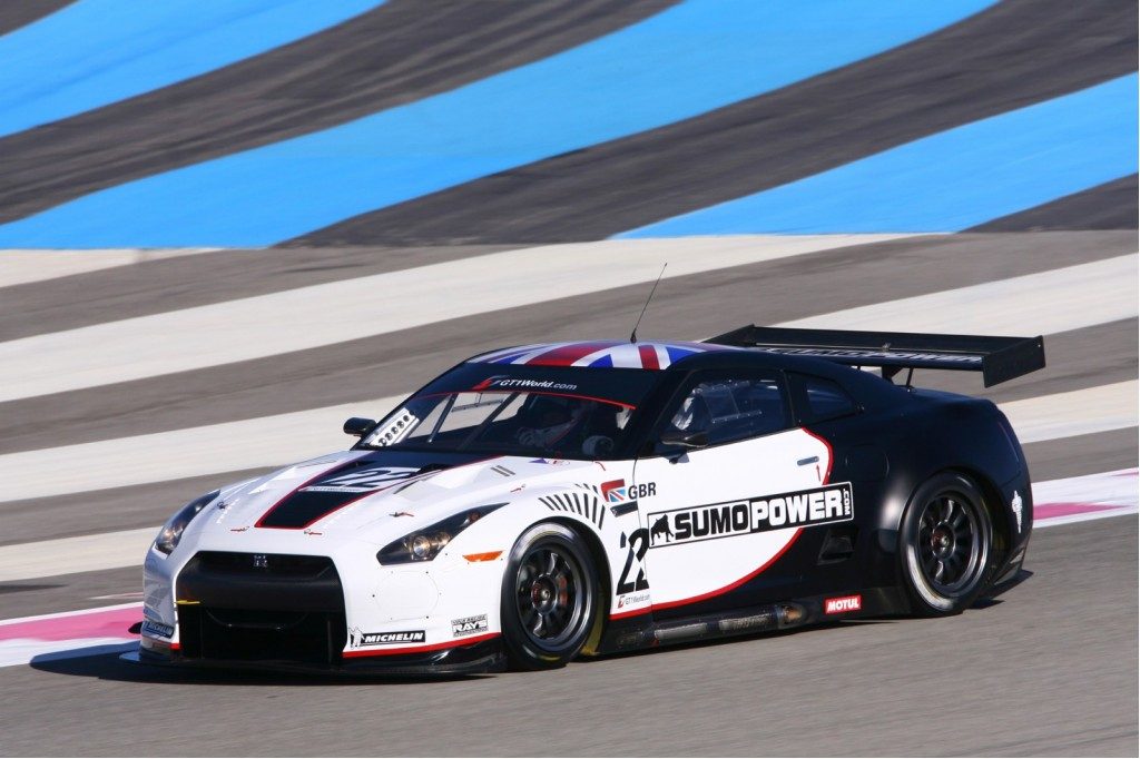 2010-nissan-gtr-gt1-race-cars_100307709_l.jpg