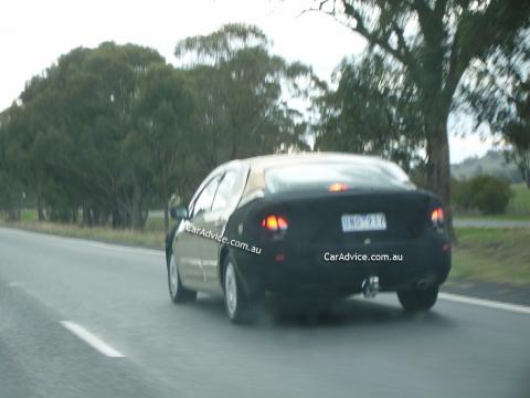 fordfalcon2008spyshotrear2.thumbnail.jpg