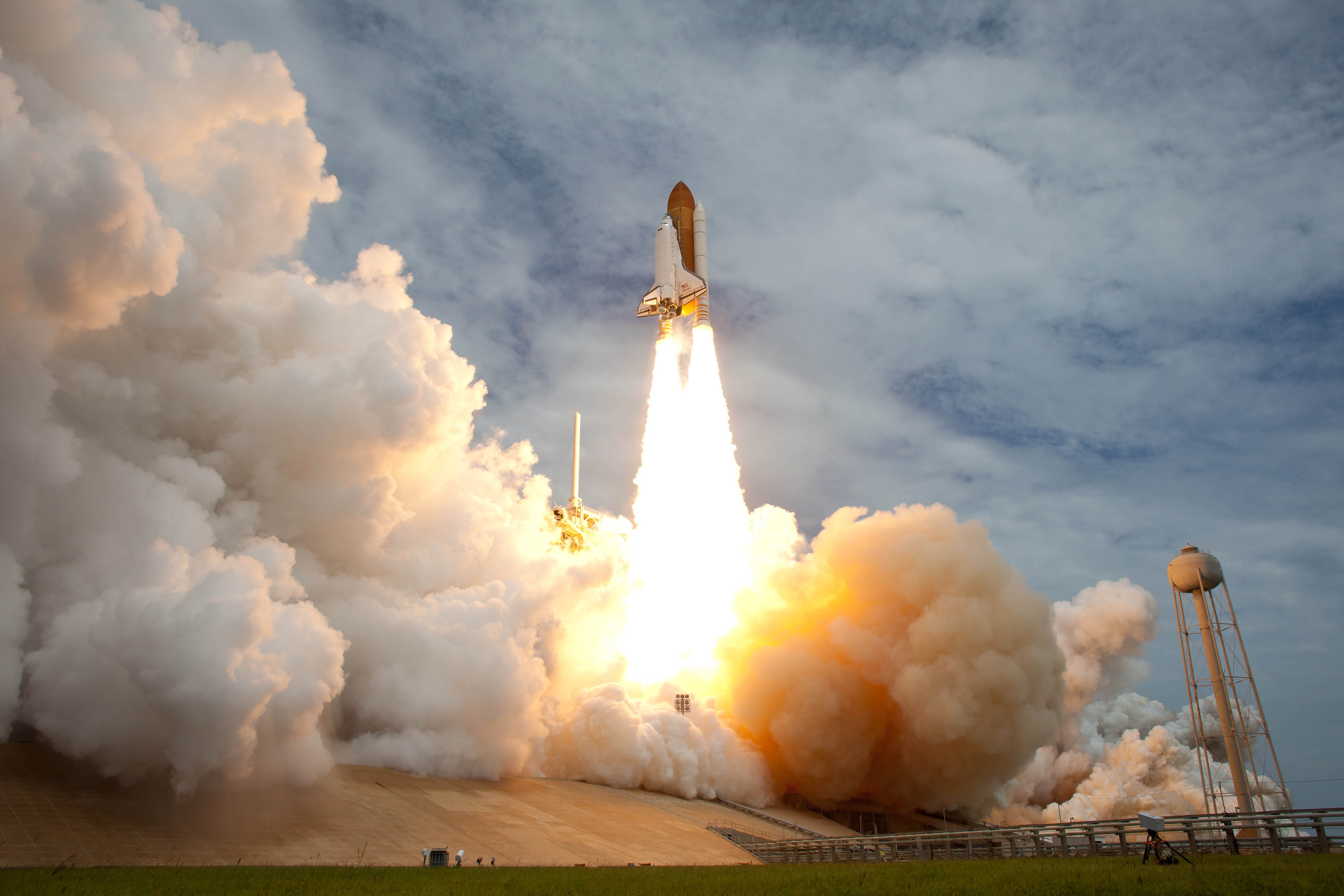 Final_mission_of_Space_Shuttle_launches.jpg