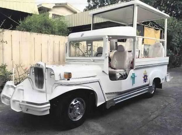 Popemobile.jpg