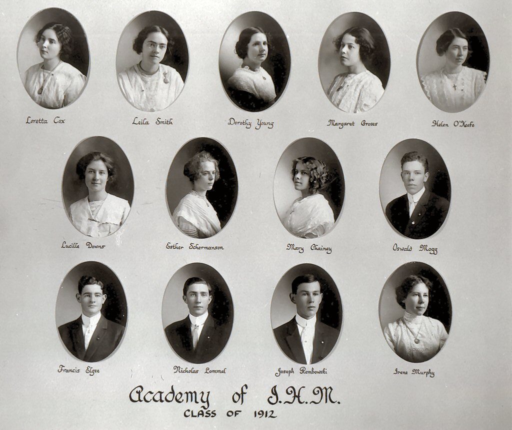 1912.jpg