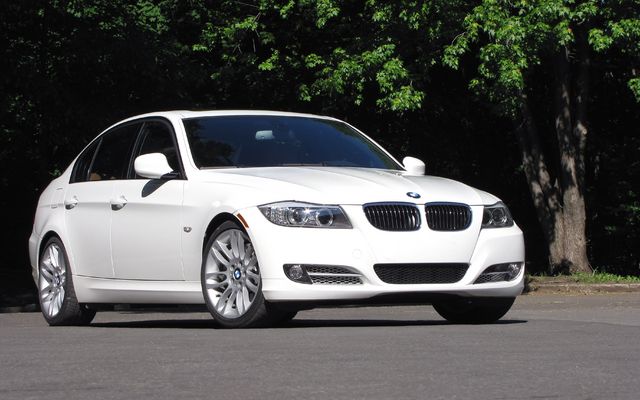18616_2010_BMW_3_Series.jpg