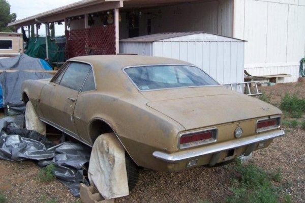 desert-find-1967-camaro-rs-ss-rear.jpg