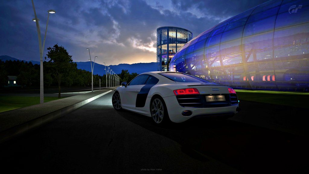 audi_r8_5_2_by_shadowphotography-d5mxg6j.jpg