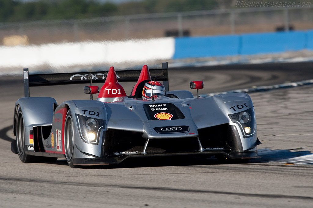 Audi-R15-TDI-32301.jpg