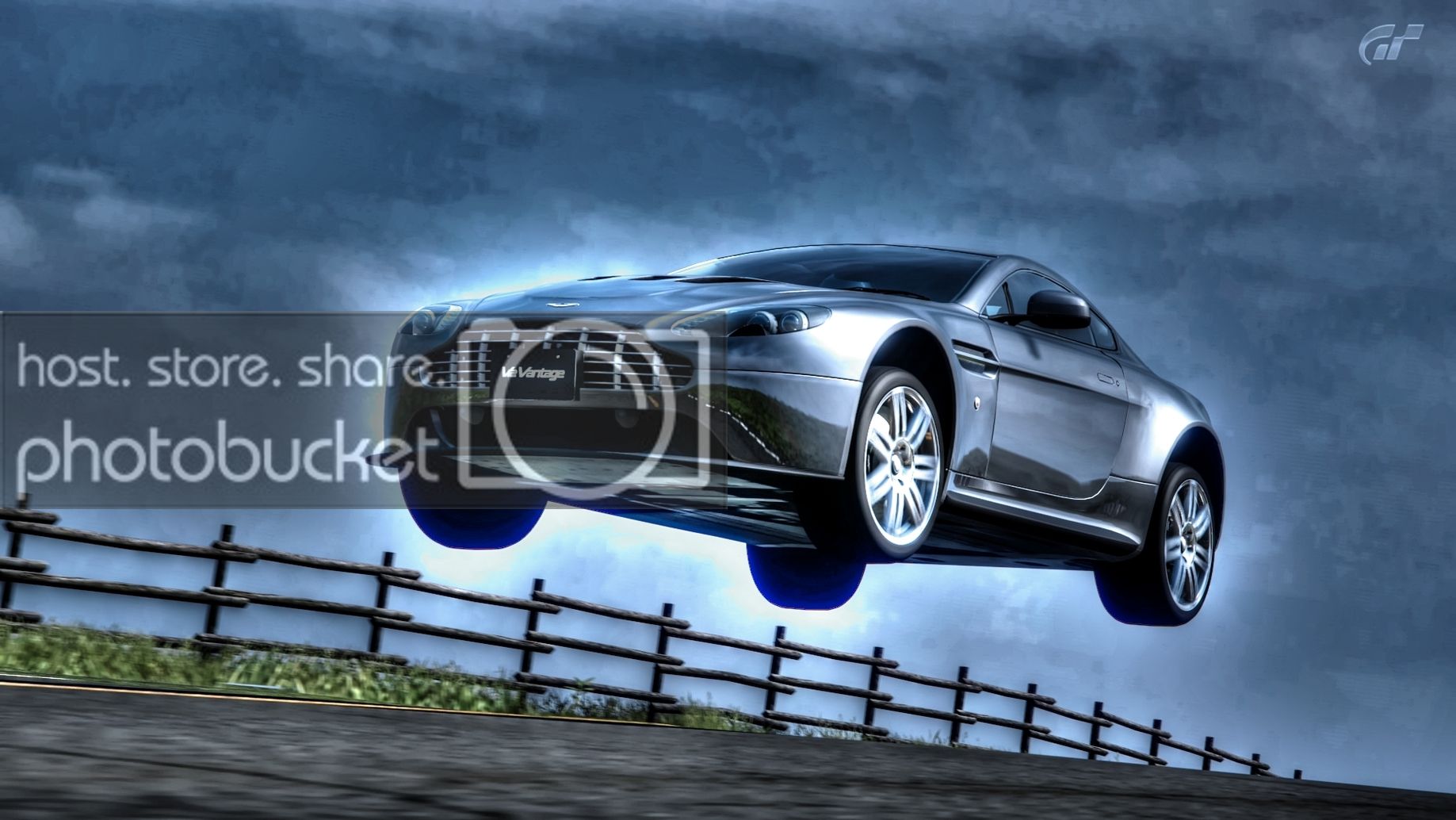 AstonMartinV12Vantage_5_zps649b1834.jpg