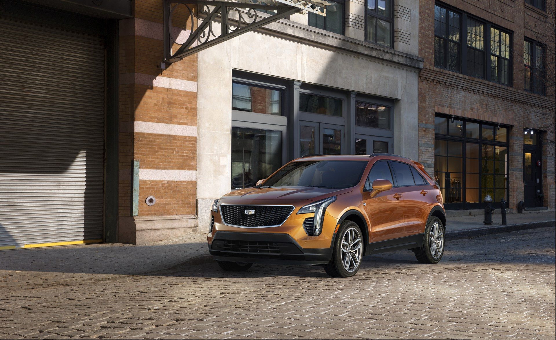 Cadillac-XT4-1.jpg