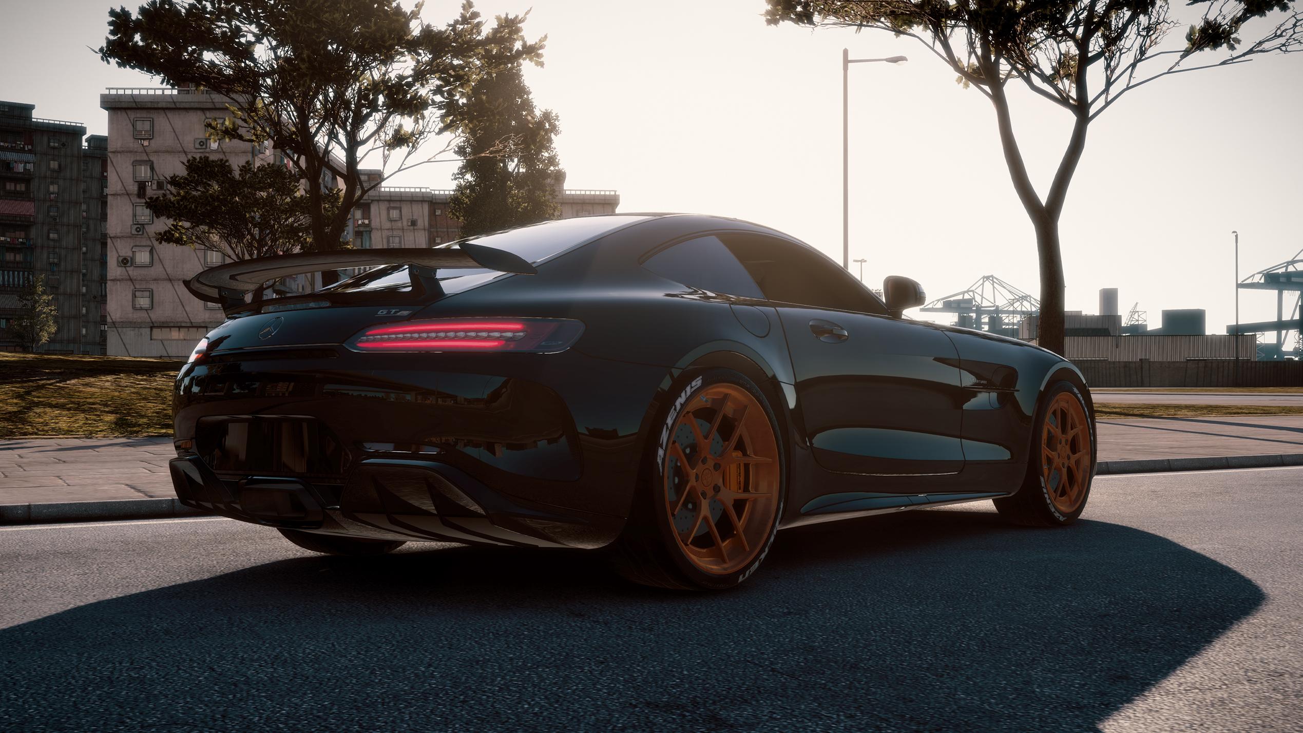 mercedes-amg-gtr-1.jpg