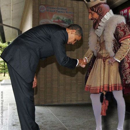 1364506958_obama-bow-king.jpg
