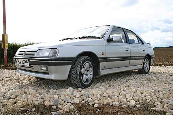 Peugeot_405-Mi16_Front.jpg