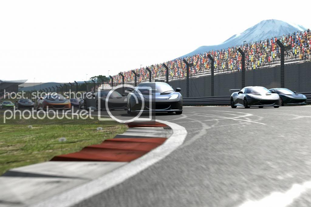 FujiSpeedwayF_2-1_zps0bf6e9c9.jpg