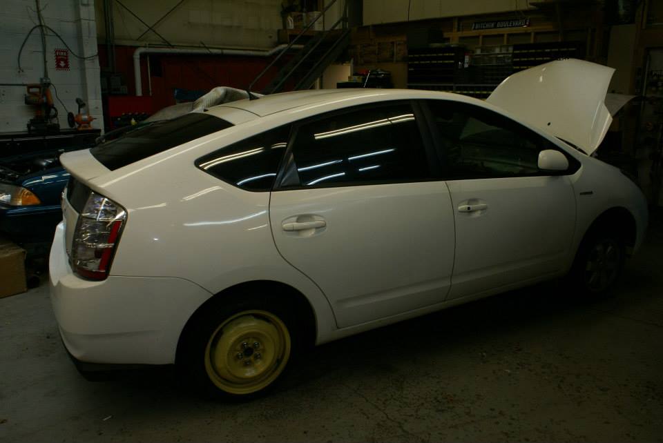 LS1V8Prius-10.jpg