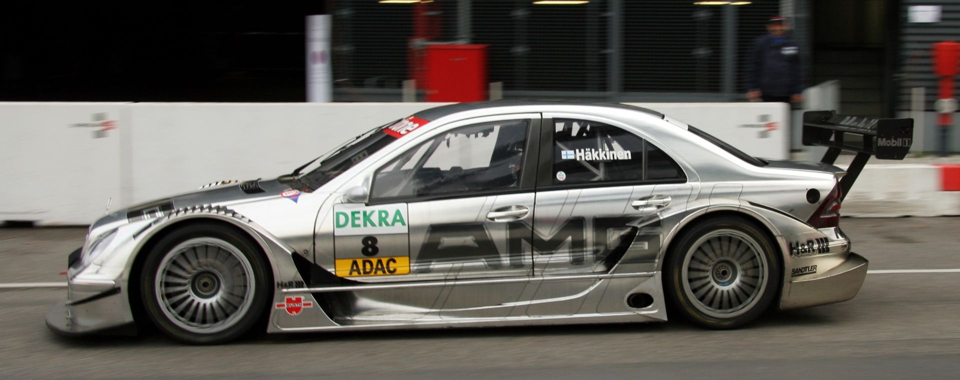 Mercedes-Benz C-Class DTM AMG (2007) - picture 3 of 6