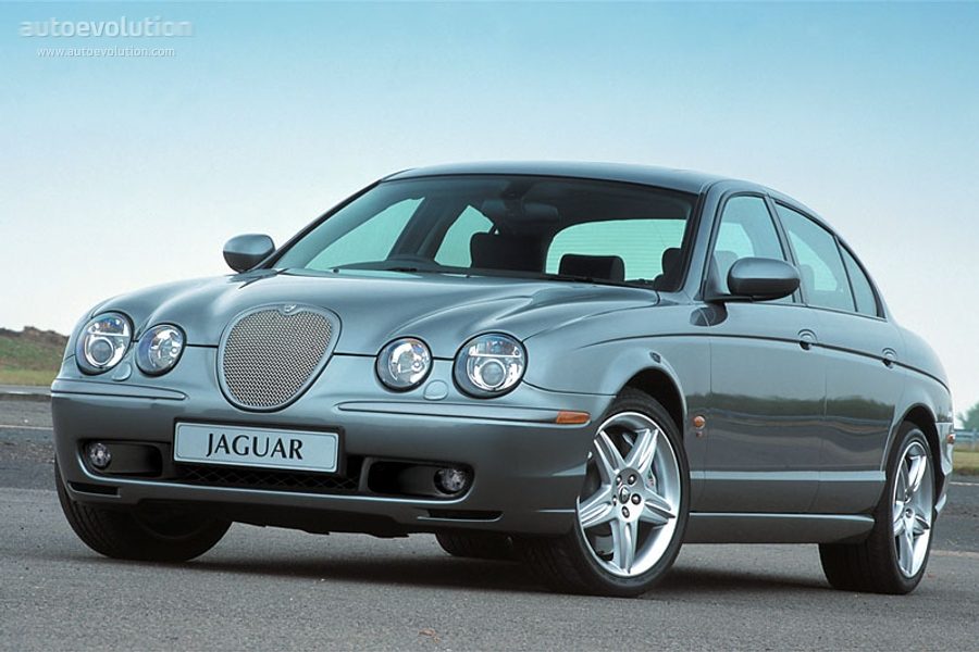 JAGUARS-TypeR-3448_3.jpg