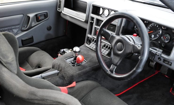Ford-RS200-interior.jpg