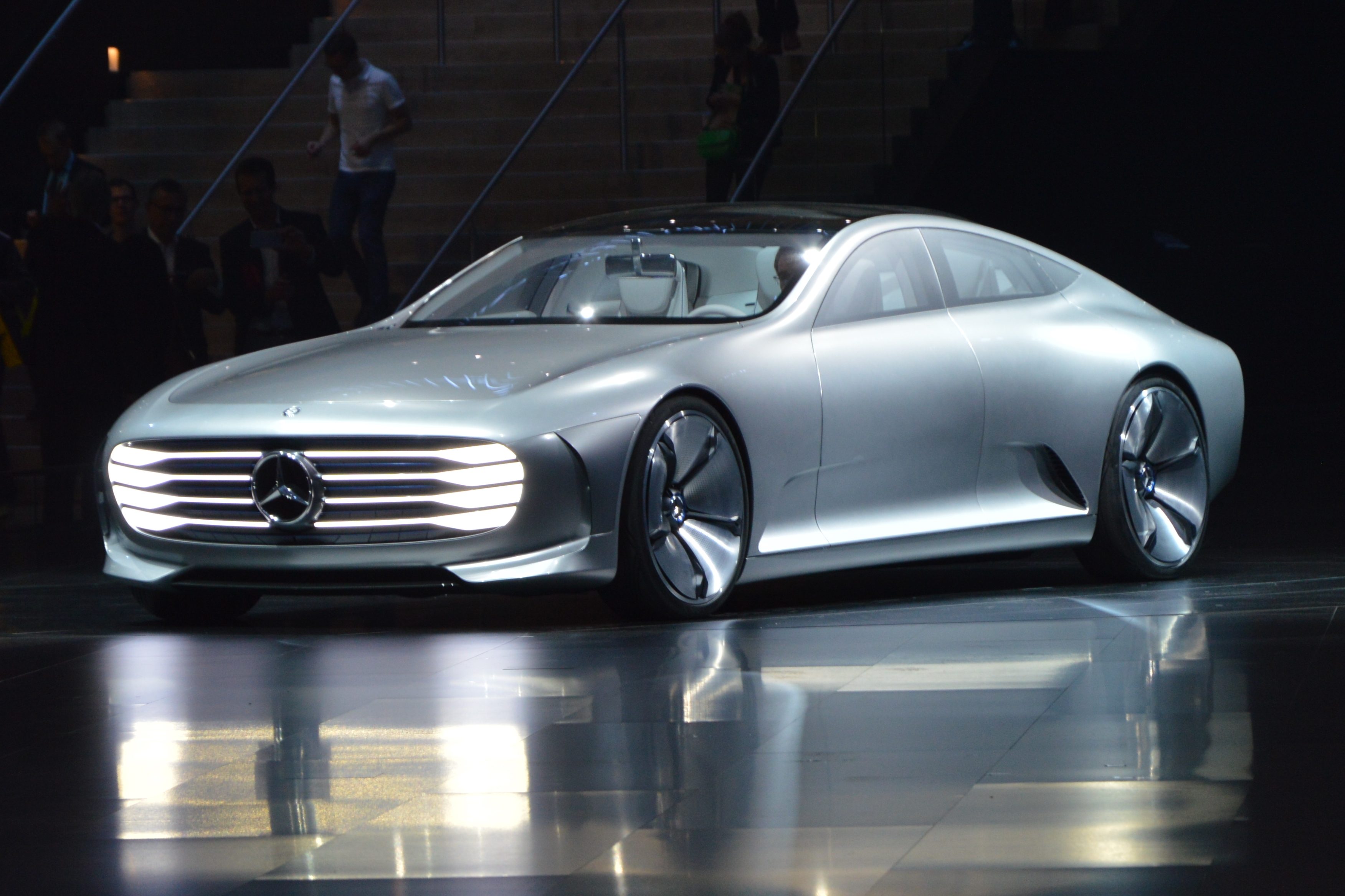 Mercedes_Concept_IAA._Spielvogel3.JPG