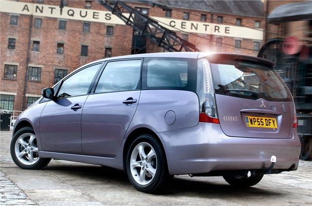 Mitsubishi%20Grandis%20(2).jpg