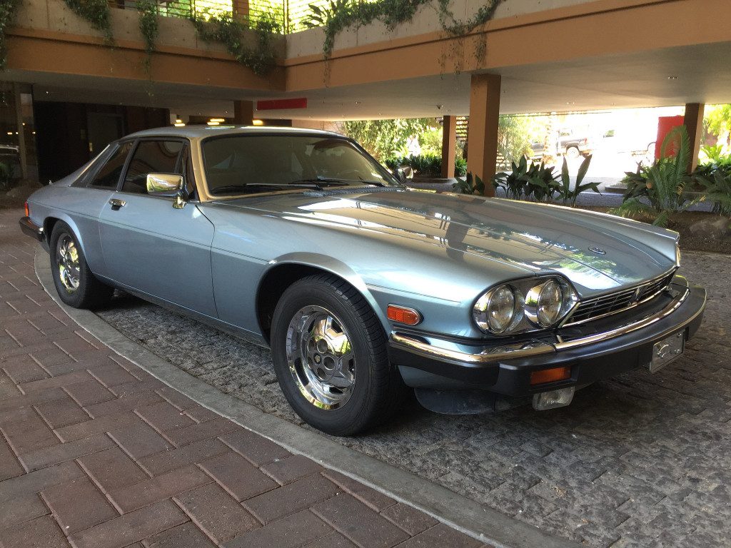 1990-Jaguar.jpg