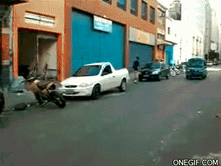 mkzCMwt.gif