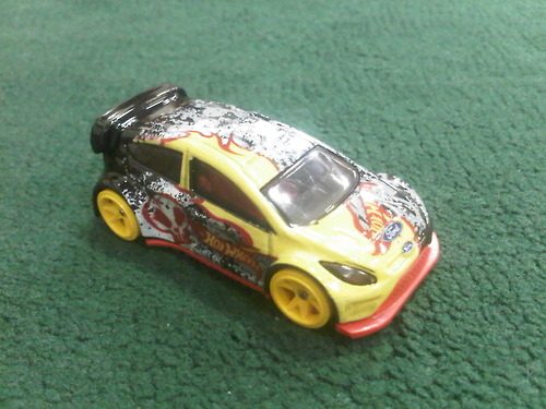 ford+fiesta.jpg