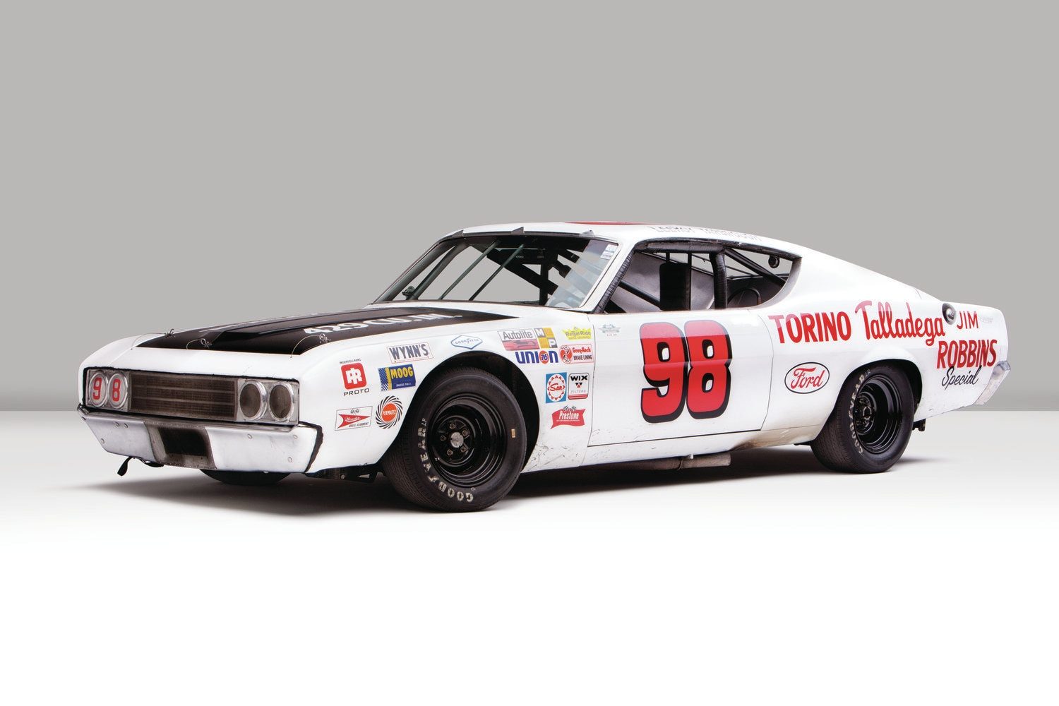 1969-ford-torino-talladega-front.jpg