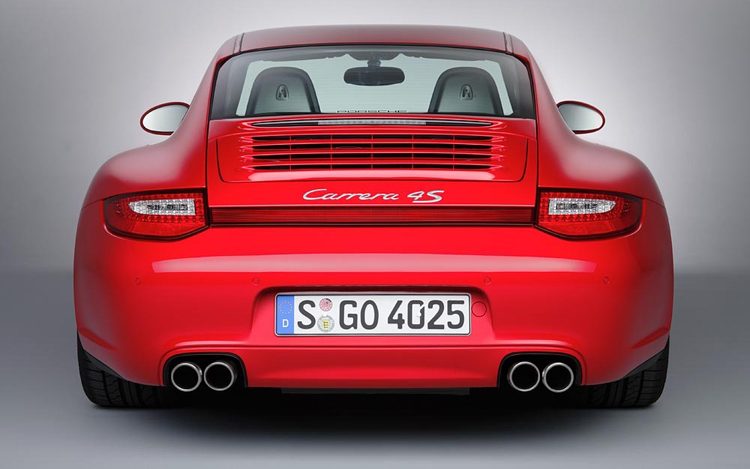 112_0808_09z+2009_porsche_911_carrera_4+rear_view.jpg