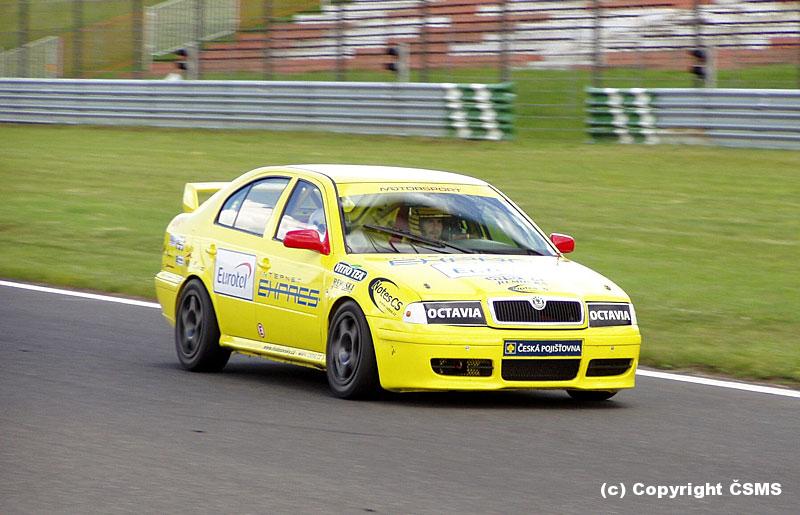 octavia2004_01.jpg