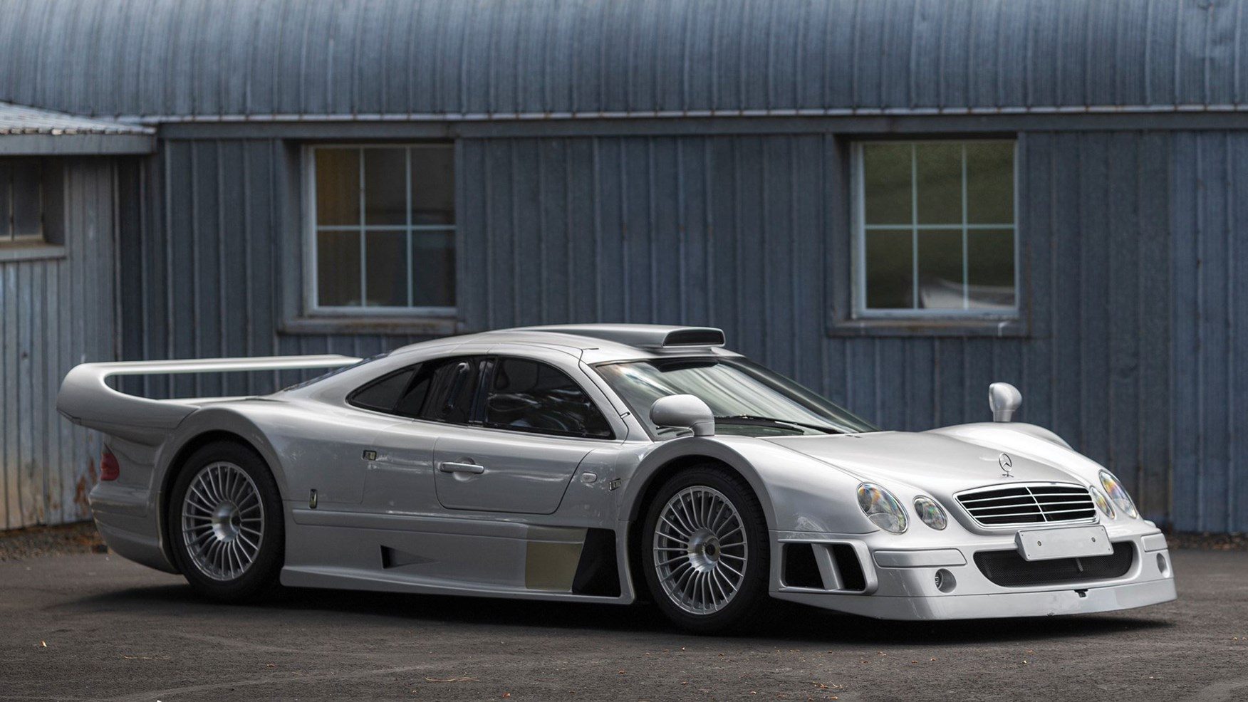 050_clk_gtr.jpg