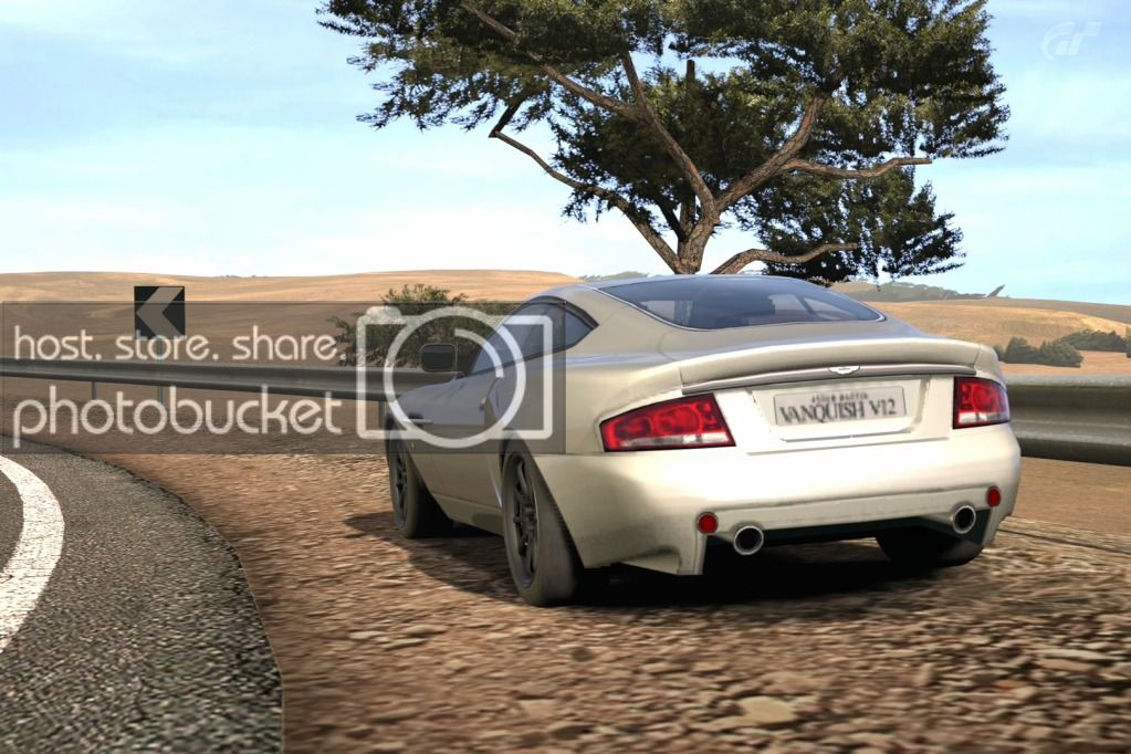 ToscanaTarmac_124.jpg