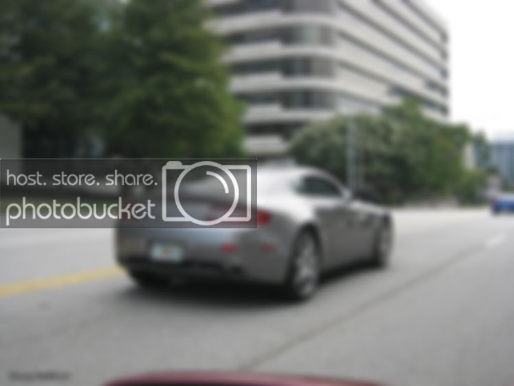 v8_vantage-081008.jpg
