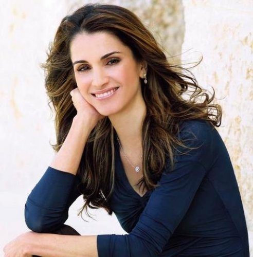 Queen-Rania-lips.jpg