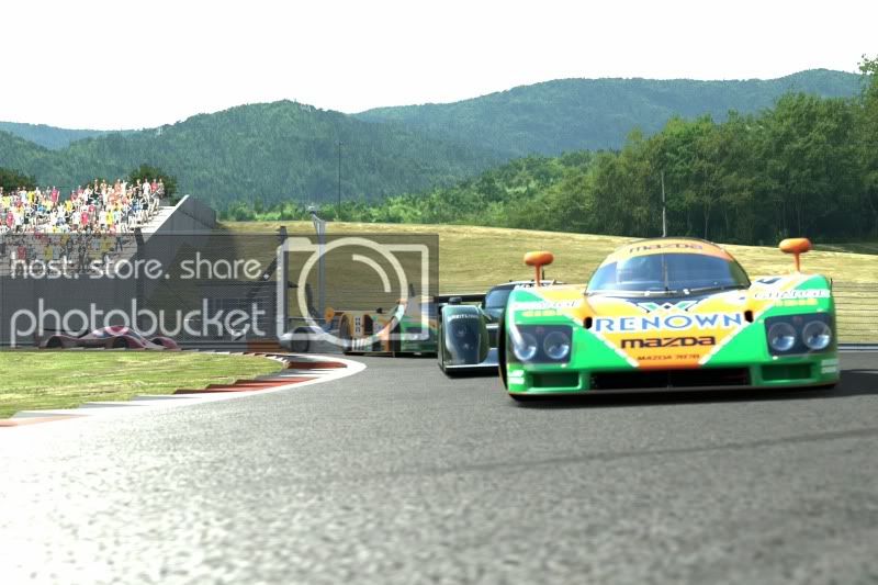 FujiSpeedwayF_1.jpg