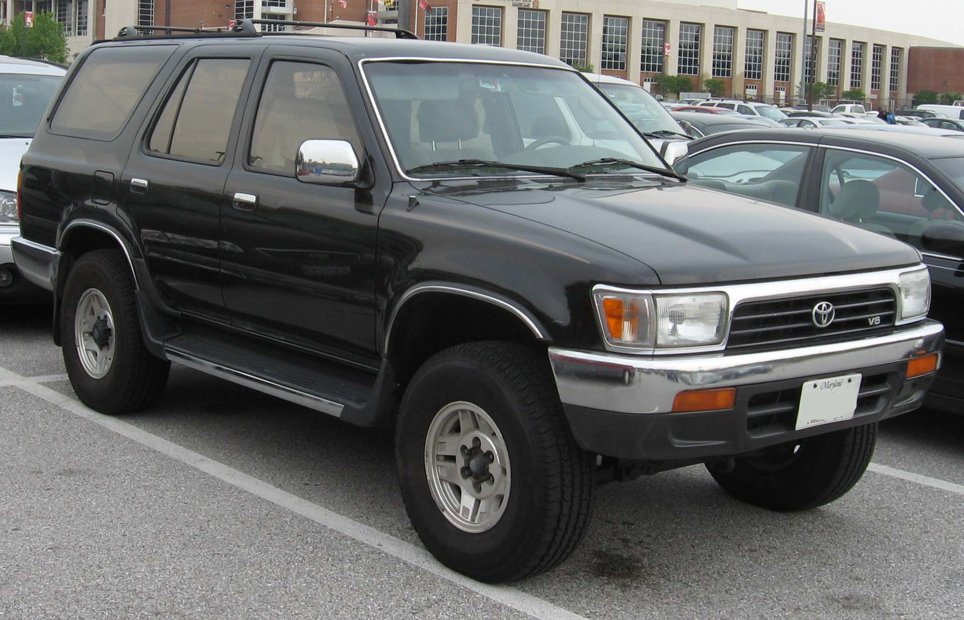 1990-95_Toyota_4Runner.jpg