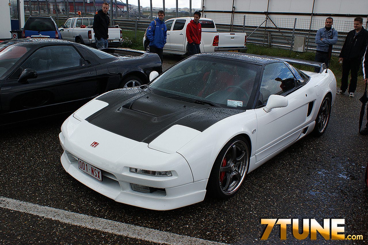Honda-001-NSX1.jpg