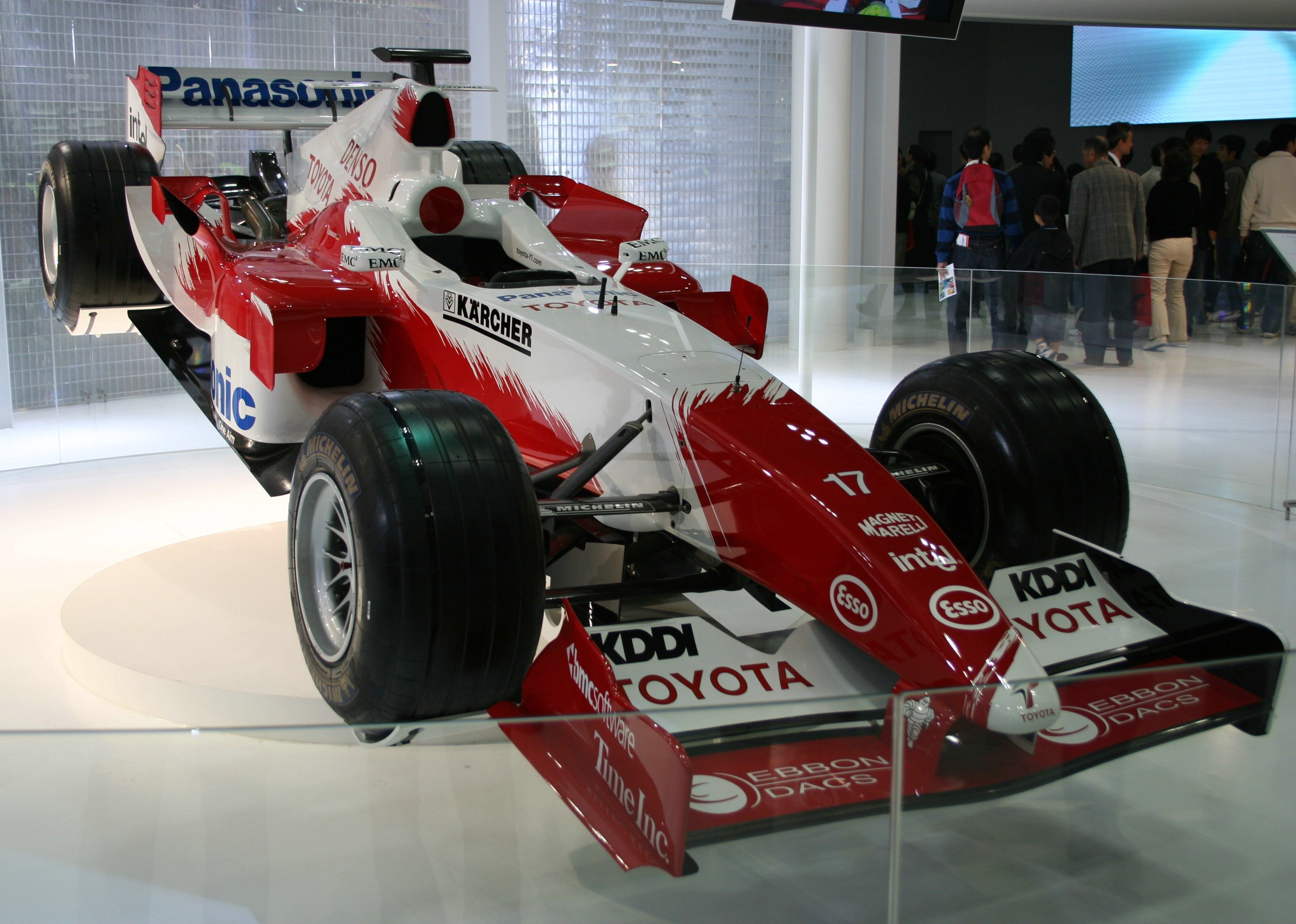 Toyota_TF105_(2).jpg