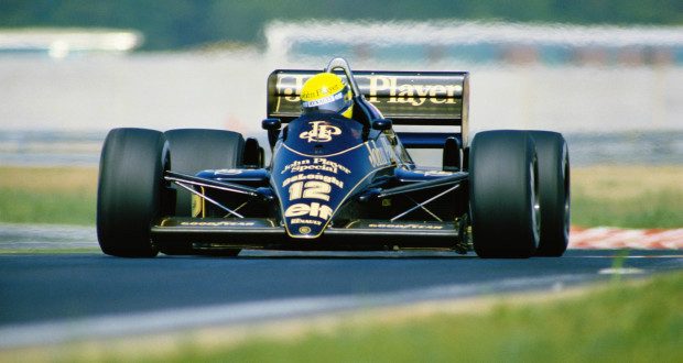 lotus_1986_senna_hongary_02_620x330.jpg
