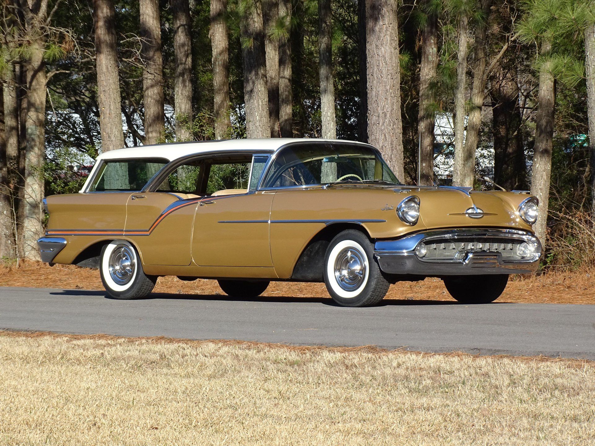 a1957-oldsmobile-super-88-fiesta-wagon.jpeg