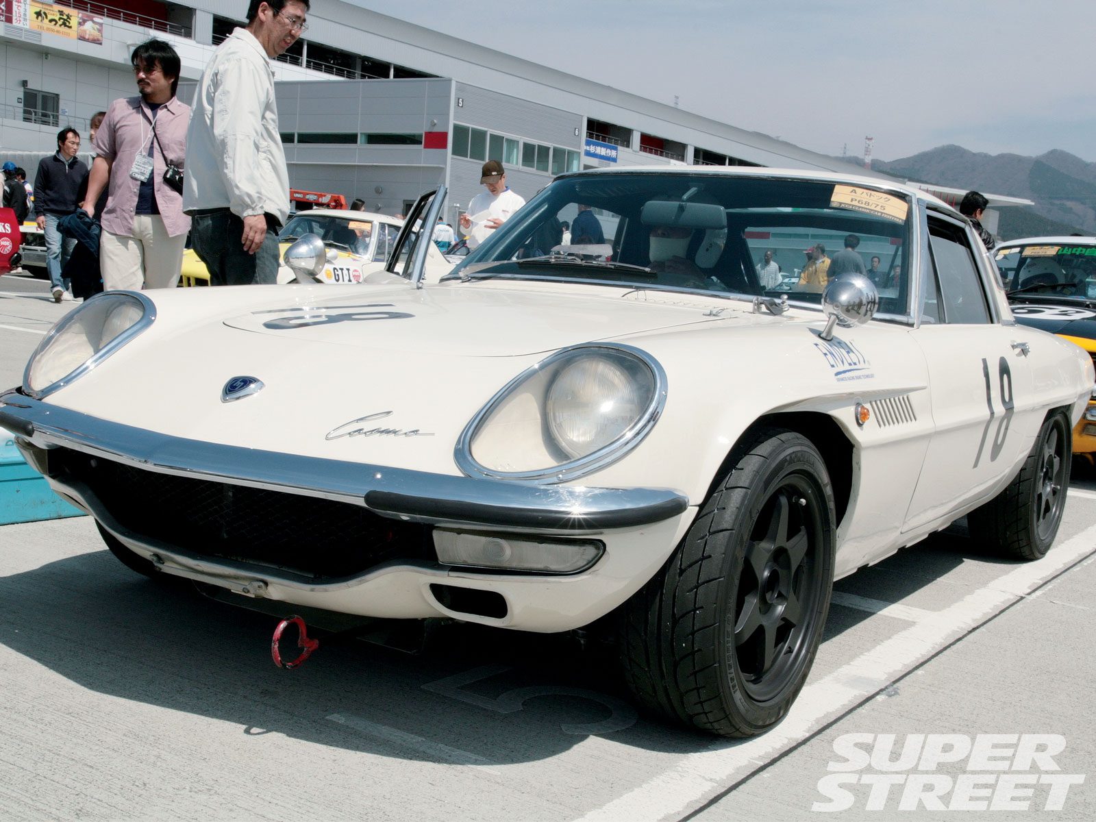 sstp_1002_15_o+touring_car_race+mazda_cosmo.jpg