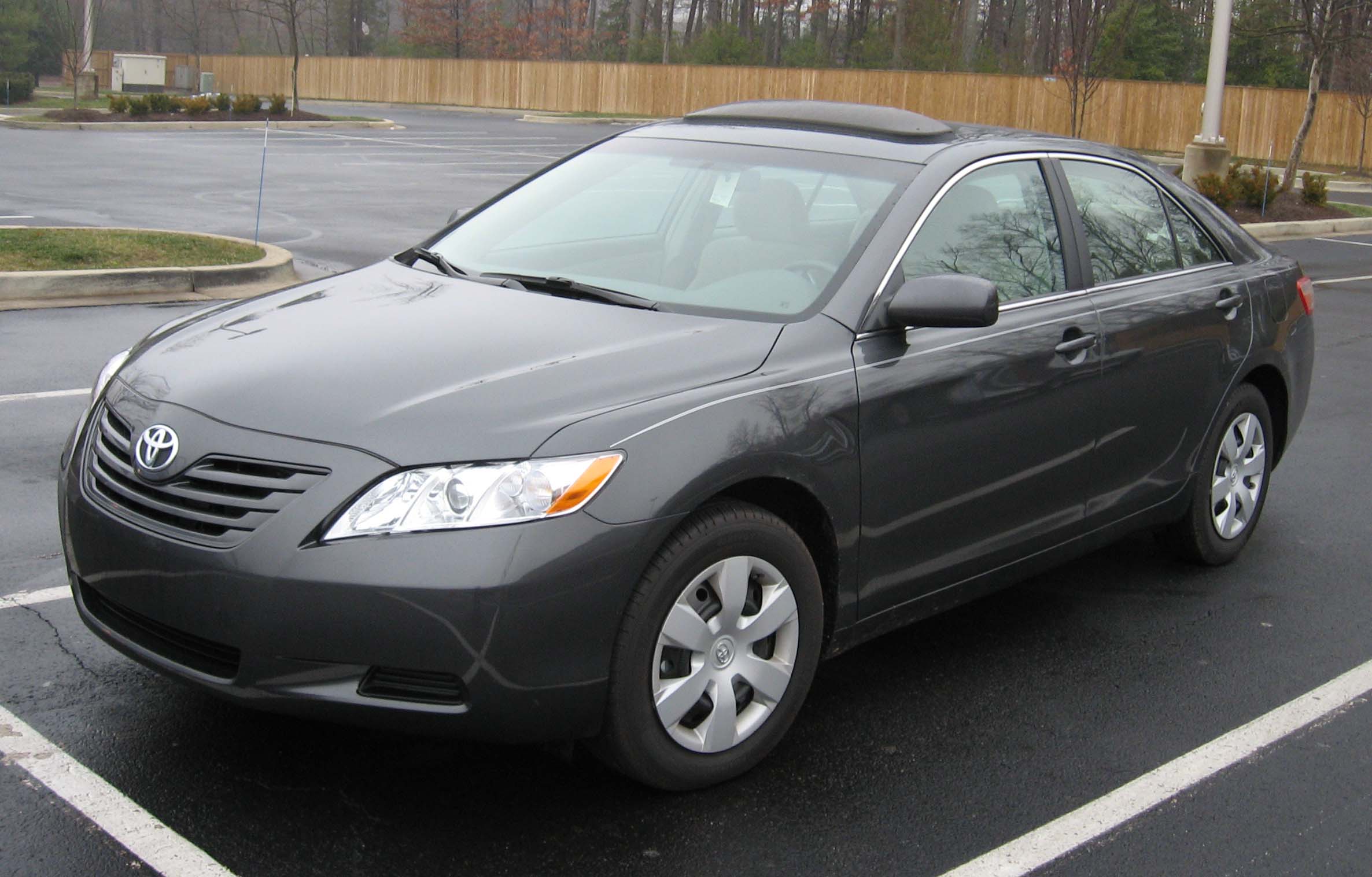 2007-Toyota-Camry-LE.jpg