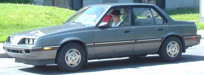 1988.5_Pontiac_Sunbird.jpg