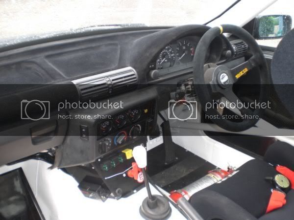 black_cup_car_008_1220907861.jpg