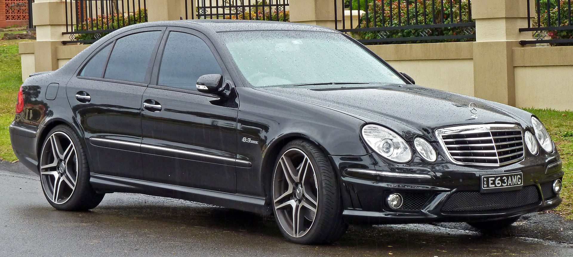 Put the links online shopping tuning W211 E6.3 AMG  ( body