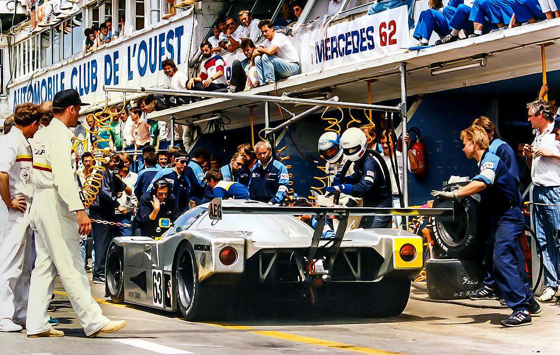 sauber_mercedes-benz_c9_10.jpeg