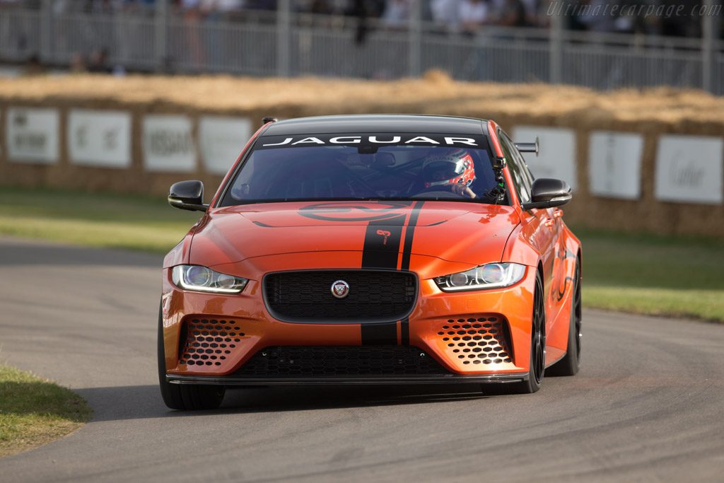 Jaguar-XE-SV-Project-8-127659.jpg