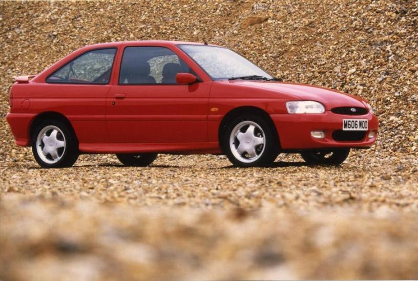 L-Ford-Escort-RS2000-Side.jpg