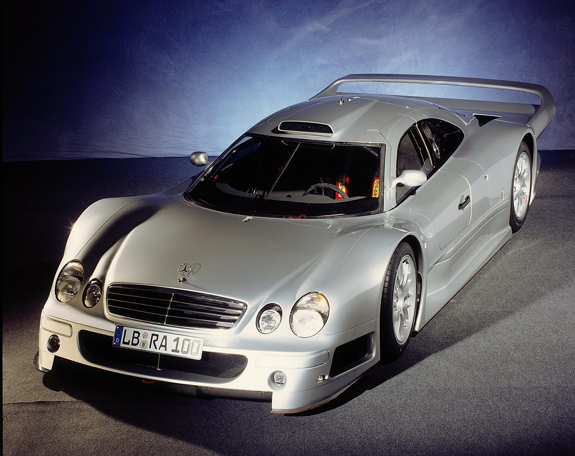 Название дорогой машины. Mercedes-Benz CLK-GTR 1997. Mercedes-Benz CLK GTR AMG 1997. Mercedes Benz CLK GTR AMG. Mercedes CLK GTR 1997.