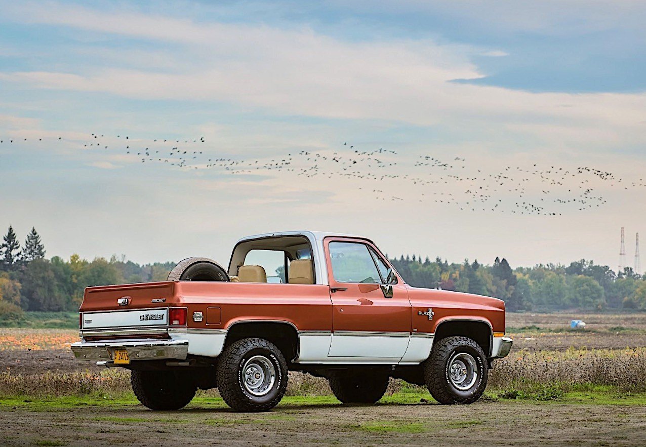 this-1982-chevrolet-k5-blazer-mysteriously-aims-very-high-with-asking-price_3.jpg