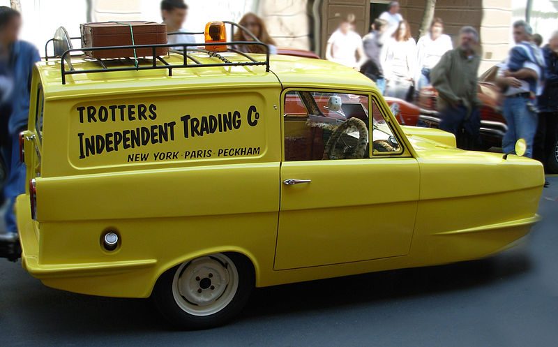800px-Trotters.jpg