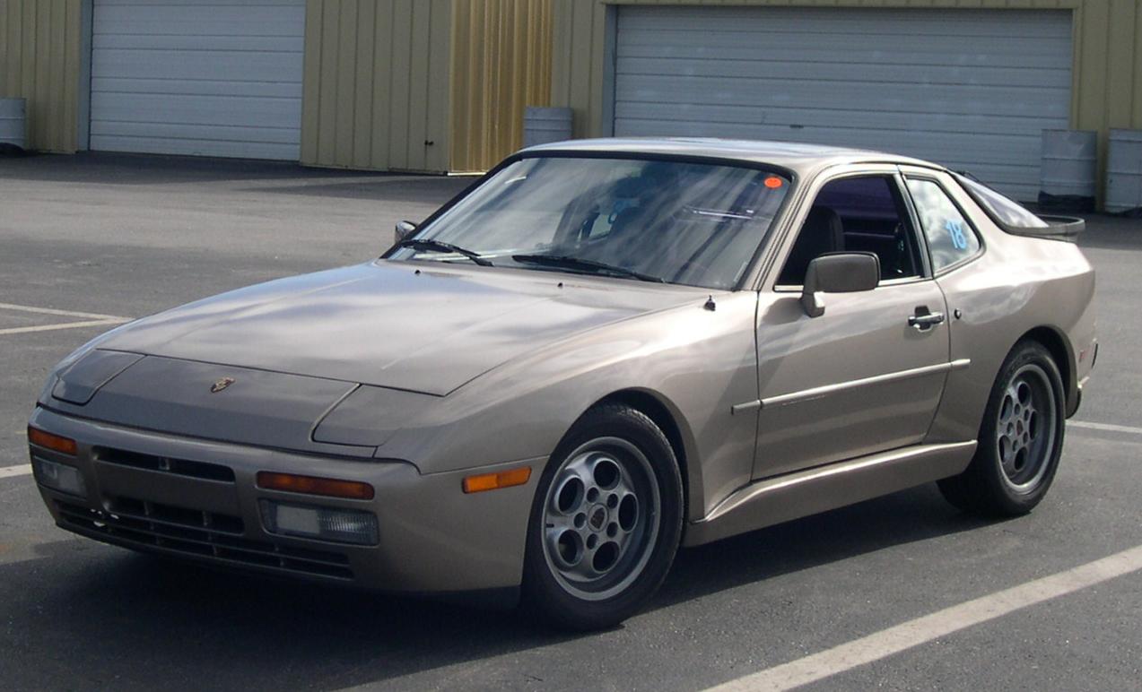 1986_Porsche_944.jpg